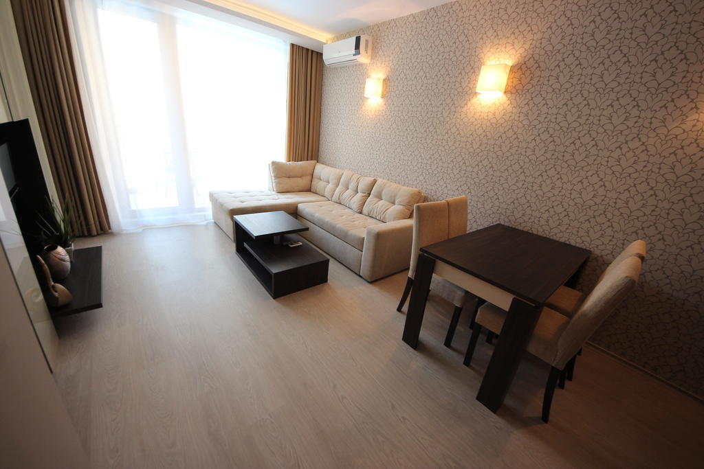 Menada Harmony Suites Apartments Slăntjev Brjag Rum bild