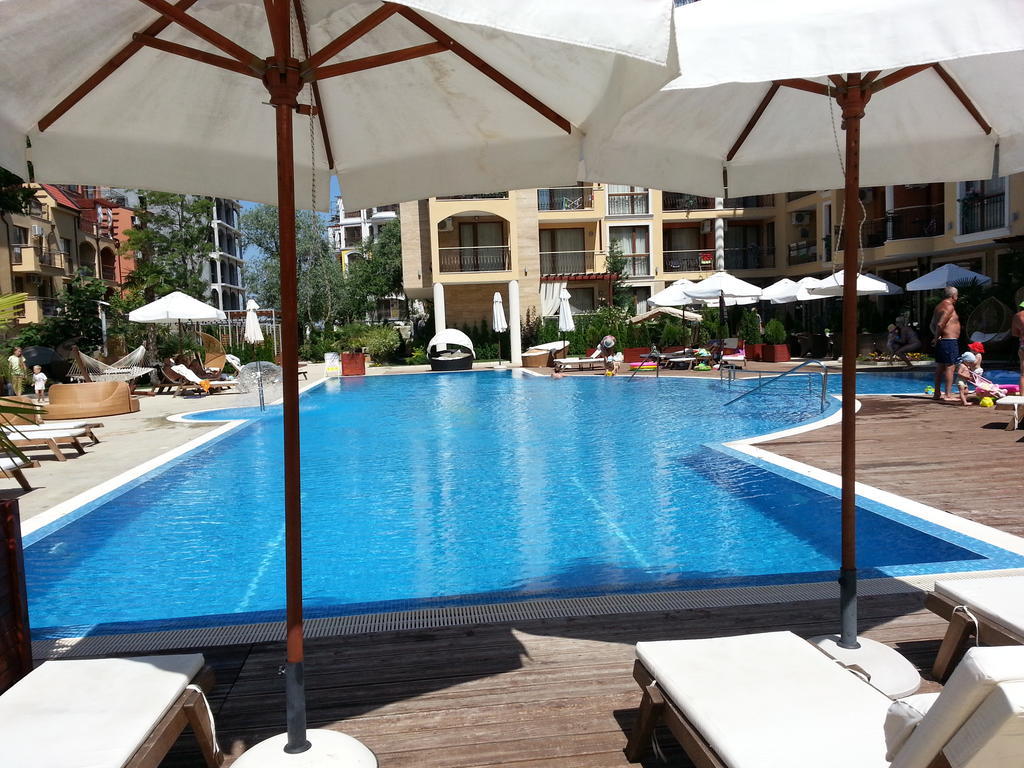 Menada Harmony Suites Apartments Slăntjev Brjag Exteriör bild